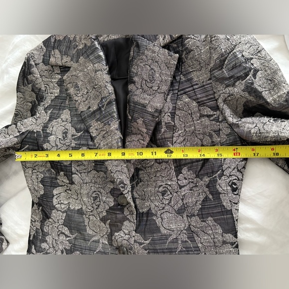 Lucyna Elegant Floral Women's Jacket, charcoal and black flowers size 40 - Picture 4 of 6